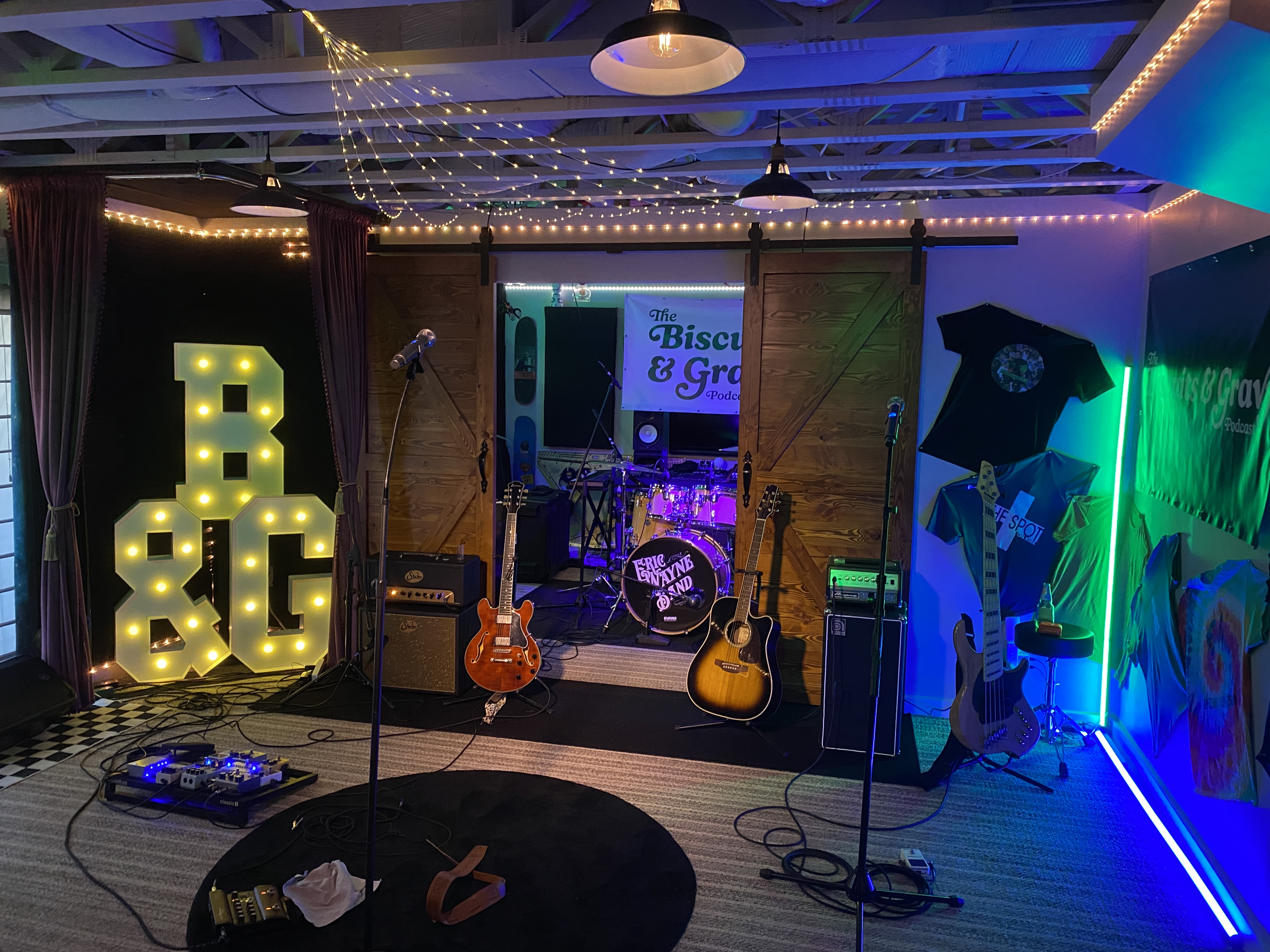 The Biscuits and Gravy Show logo